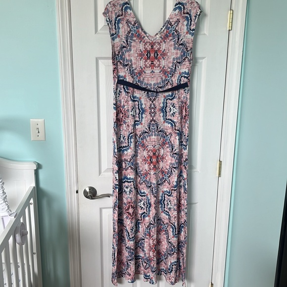 Maternity Maxi dress by Jessica Simpson in a size medium. - Picture 2 of 3